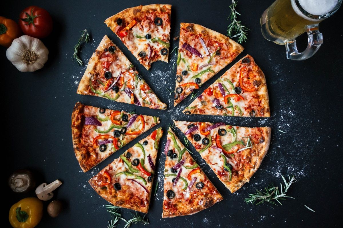 El Arte de la Pizza: Una Rebanada de Historia y Creatividad