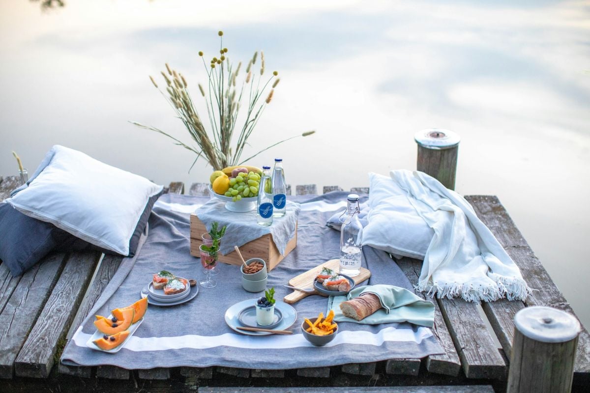 Comer al aire libre: dónde disfrutar de la comida y qué platos son adecuados para el exterior