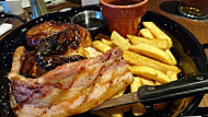 Harvester Trentham Lakes food