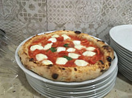 Cirasella Pizzeria food