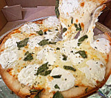 Vinnie's Pizzeria food