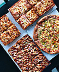 Jet's Pizza food