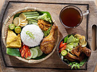 Ayam Penyet Kuala Kangsar food