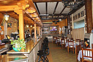 Restaurante Bar Alhambra inside