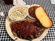 Lil' Pruett's Bbq Drive Thru food