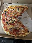Ravena Pizza food