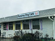 Runway Dog Cafe outside