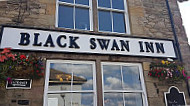 Black Swan outside