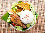 Restoran Rasa Ayam Penyet Jogjakarta food