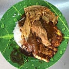 Rendang Nasi Ayam (medan Selera Tiga Tiga Tiga) inside