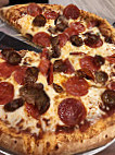 Pepperoni's Gourmet Pizza food