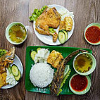 Nasi Ayam Syaiful food