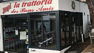 Zapi Pizza La Trattoria Des Bons Amis outside