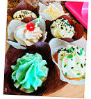 Cupcake Mountain Cupcakery Llc food
