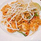 Khamdee Thai Kitchen inside