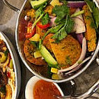 Wok & Ladle: Thai Eatery food