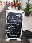 La Pau's Cafe outside