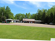 Hob's South Shore Saloon outside