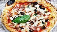 Pizza Sophia food