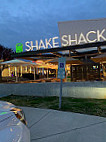 Shake Shack Park Road outside