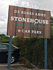 De Rodes Arms Stonehouse Pizza Carvery outside