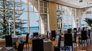 Seasalt Restaurant at Crowne Plaza Terrigal inside