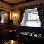 The Beaufort Arms inside