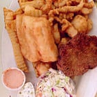 Lenny & Joe's Fish Tale food