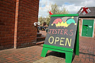 Jesters Cafe outside