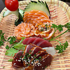 Sakura Entrecampos food
