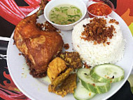 Set Ayam Gepuk food