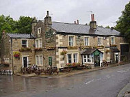 The Hare And Hounds outside