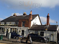 The King's Head outside