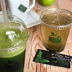 Green Apple Juice Lounge food