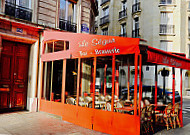 Cafe le Segur inside