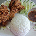 Restoran Chicken Rice food