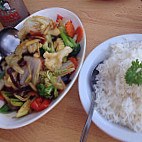 Hot Wok Thai food