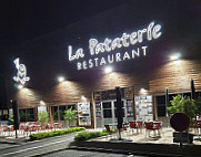 La Pataterie inside