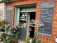 Cafe Des Fleurs inside