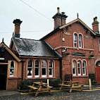 The Station Pub outside