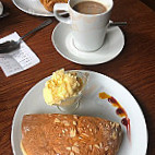 Old Original Bakewell Pudding Shop food