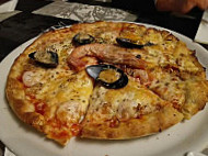 Pizzeria Tigaray food