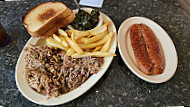 The Pig Bar-B-Q food