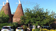 Brookers Oast Brewers Fayre outside