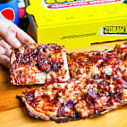 Hungry Howie's Pizza food