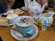 Lily's Farm Shop Tea Room food