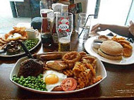 Mccowans Brewhouse food