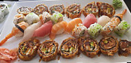 Tsuki Sushi Arona food