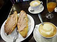 Café Lisboa food