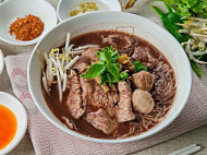 Leng Leng Pork Noodles (semenyih) food